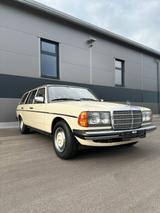Mercedes-Benz W123 T200 T-Modell Selten - Top Zustand - Mercedes-Benz S123