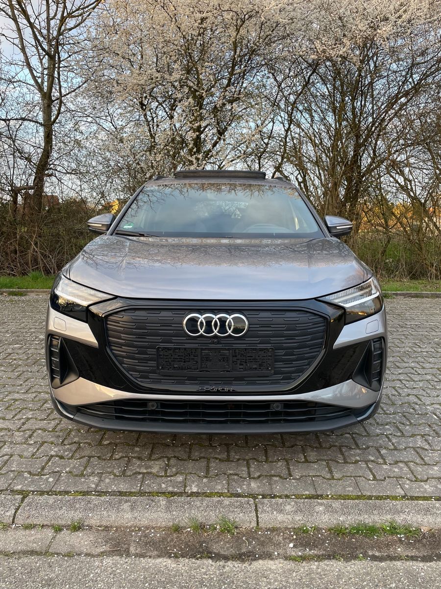 AUDI Q4 35 e-tron - Sline+ Pano Headup+ Sonos Vollled