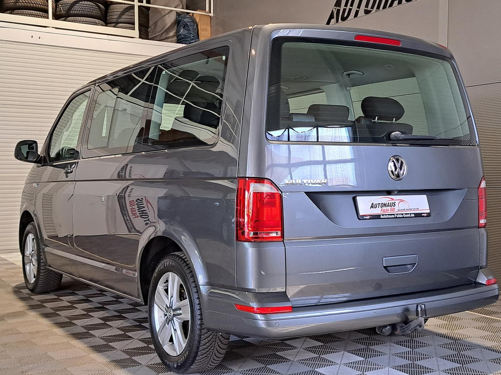 Volkswagen T6 Multivan 2.0 TSI°RFK°ACC°BT°USB°AHK°Shzg°PDC foto 7