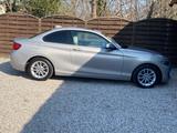 BMW 220i Coupé Automatik Leder Schiebedach Navi SHZ - BMW Gebrauchtwagen in Leipzig