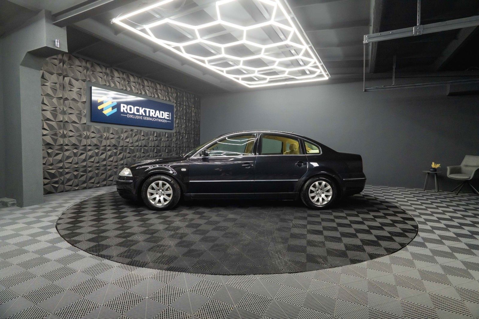Fahrzeugabbildung Volkswagen Passat 2.0 Highline | Alcantara | Xenon | MP3