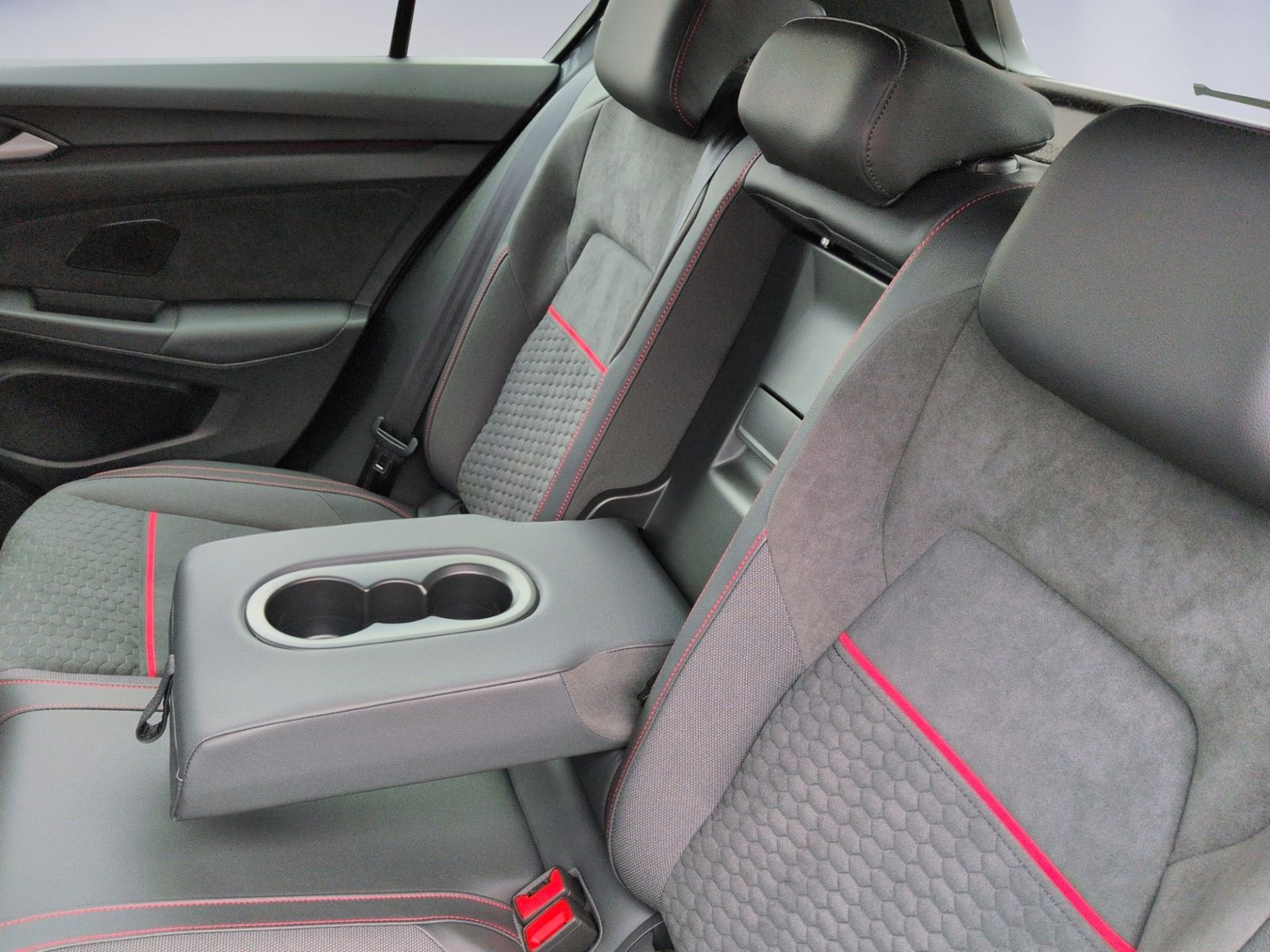 Golf GTI Clubsport 2.0 TSI DSG MATRIX+PANO+DCC+
