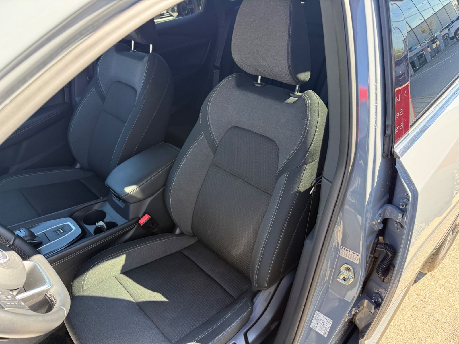 Fahrzeugabbildung Nissan Qashqai N-Connecta 360° Kamera, Navi, Winterpa.