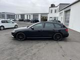 Audi A4 Avant 35 2.0 TDI S tronic Blackline 175€ m. 2 - Audi A4: 3.0