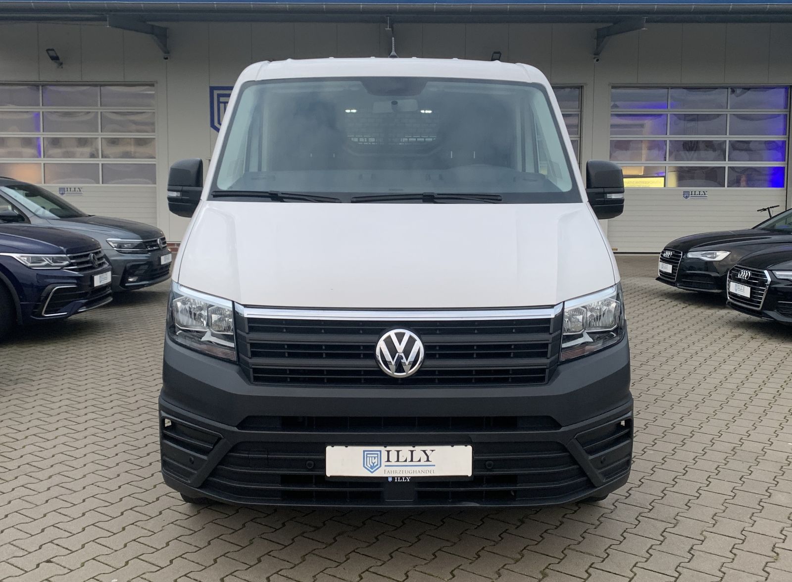 Fahrzeugabbildung Volkswagen Crafter Kasten 35 Mittellang FWD*Navi*Klima*