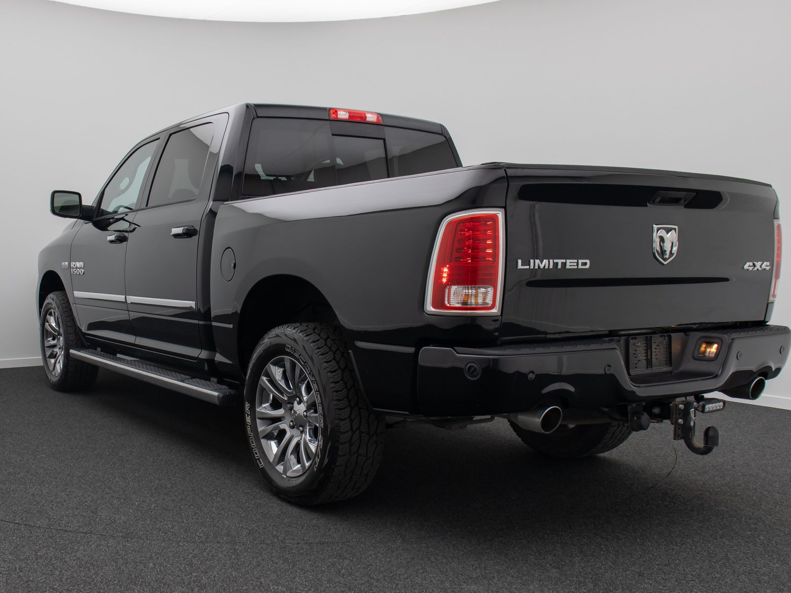 Fahrzeugabbildung Dodge RAM 1500 LIMITED Kamera Navi Belüftung Leder 20"