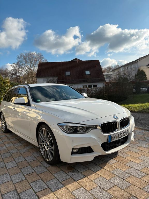 Image of BMW 320