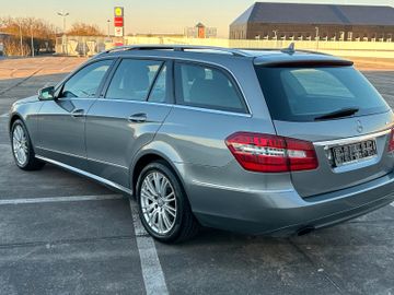 Mercedes E 200 - 7