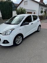 Hyundai i10 1Hand mit 52,500KM - Hyundai: I50