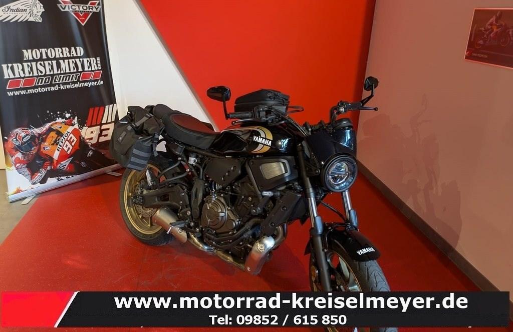 Yamaha XSR700 Top gepflegter Zustand aus 1.Hand mit