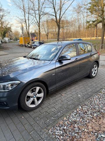 BMW 118i Sport Line Sport Line