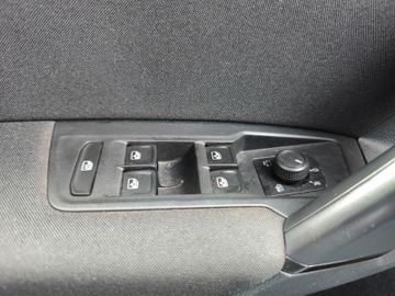 Volkswagen Tiguan Life 4Motion*LED*AHK*PDC*SHZ*ACC*DAB*