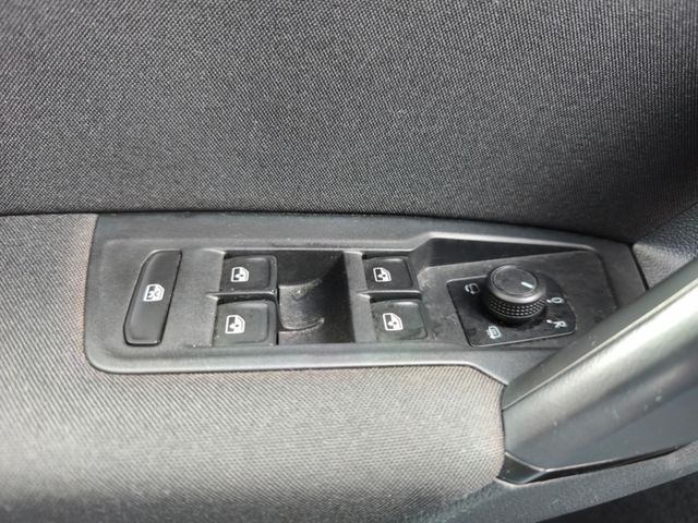 Volkswagen Tiguan Life 4Motion*LED*AHK*PDC*SHZ*ACC*DAB*