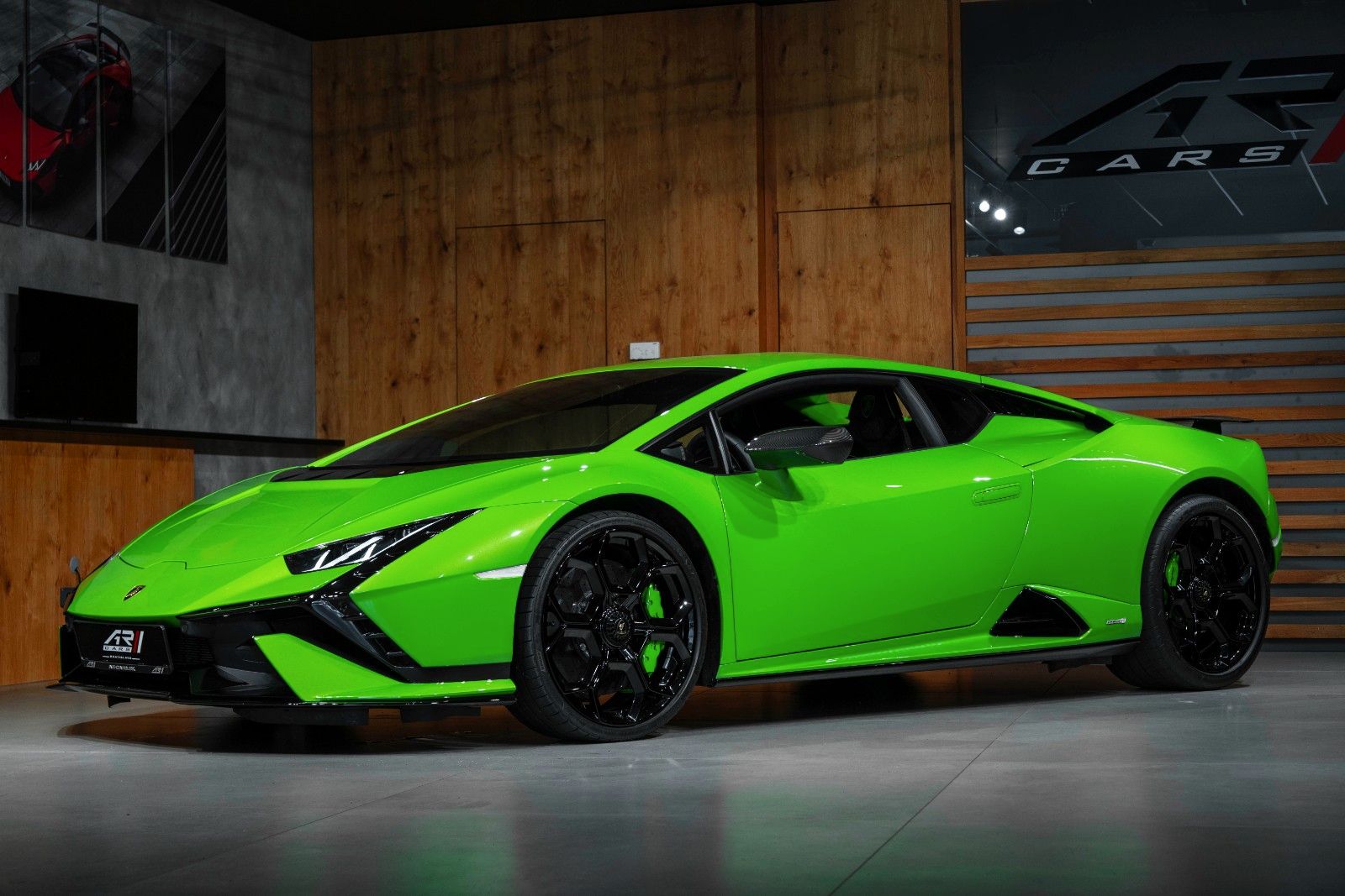 LAMBORGHINI Huracan