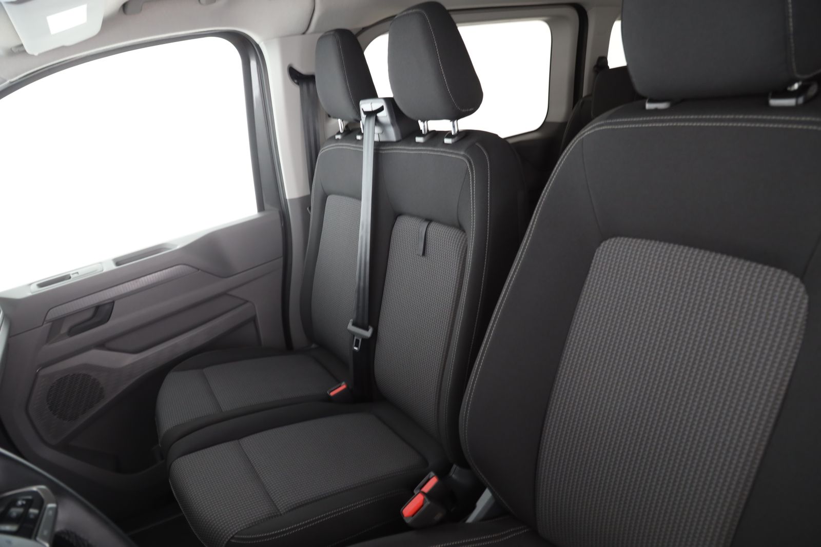 Volkswagen T7 Caravelle - Bild 14