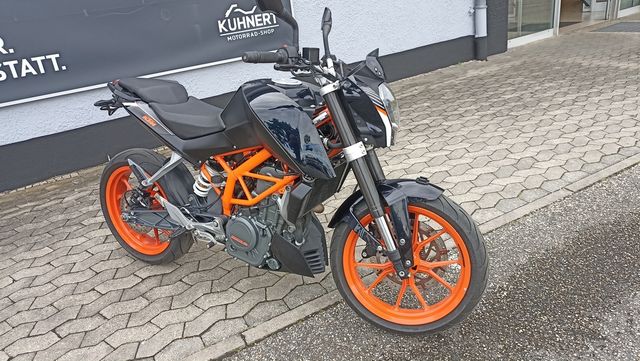 KTM DUKE 390 