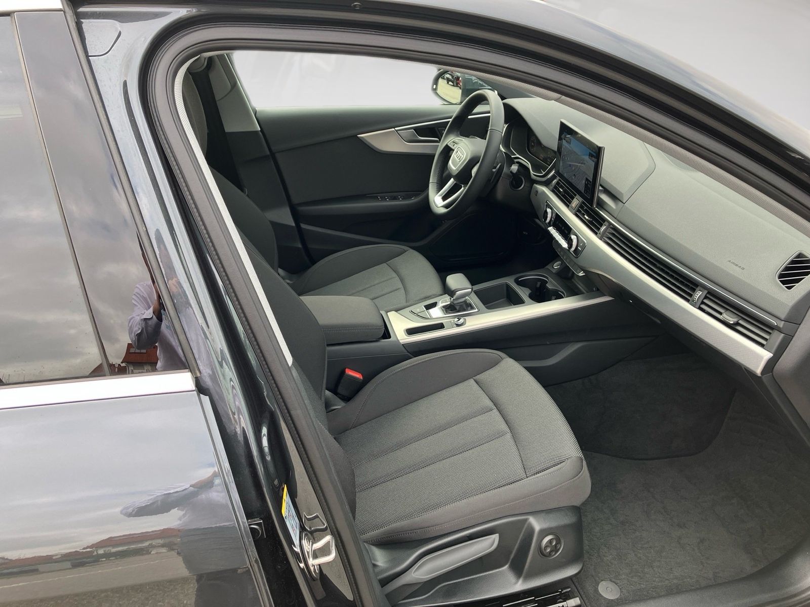 Audi A4 - Bild 9