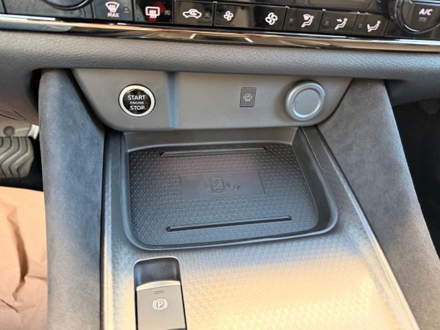 Fahrzeugabbildung Nissan Qashqai 1.3 DIG-T Xtronic N-Design*KomfortP*20`