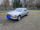 Mercedes-Benz C 200  H-Kennzeichen - gebrauchte Mercedes-Benz C 200 aus dem Jahr 1994