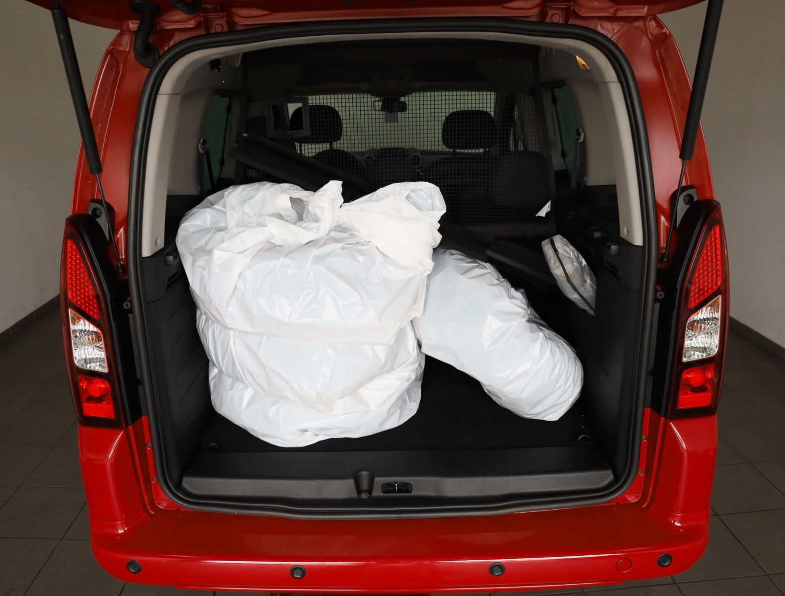 Fahrzeugabbildung Citroën Berlingo Kombi Shine SH,PDC,AppleCarPlay,SR+WR