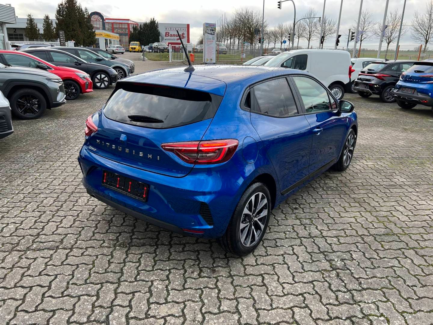 Fahrzeugabbildung Mitsubishi Colt (VBX/VBE)(08.2023->) DE