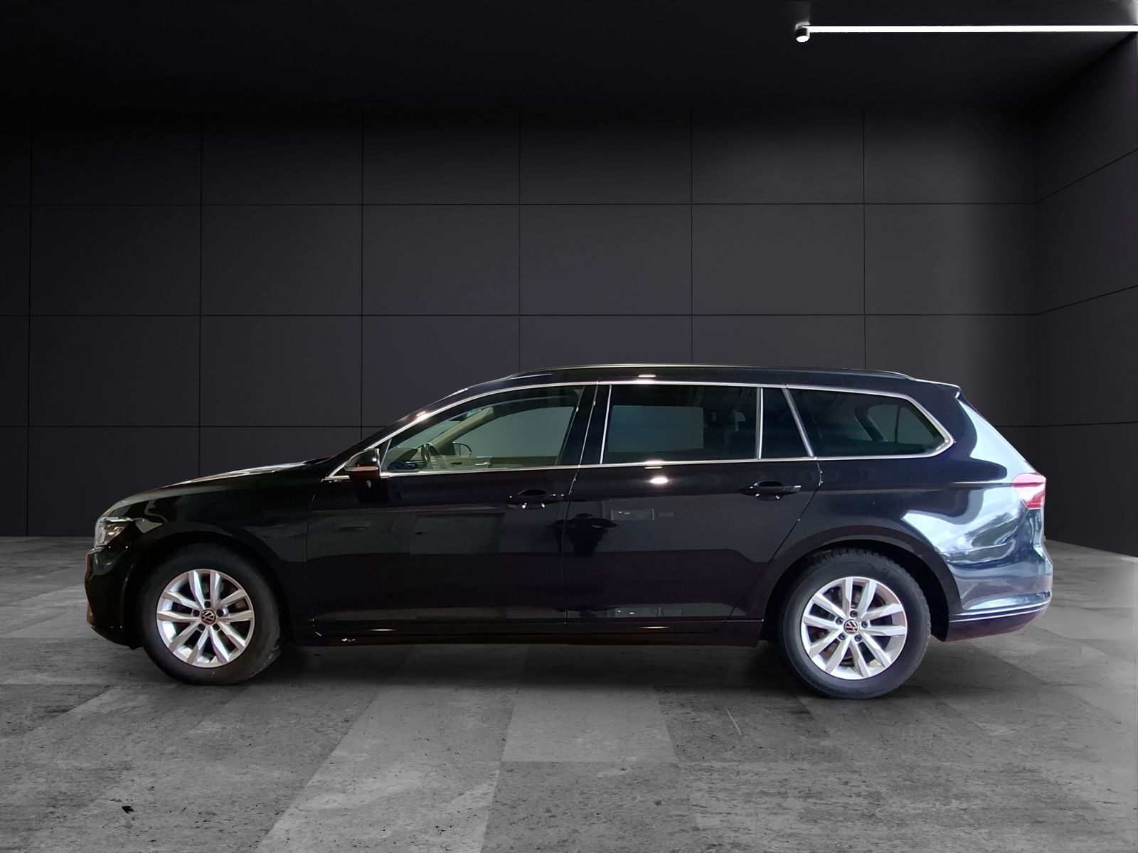 Fahrzeugabbildung Volkswagen Passat Variant TDI Business DSG Matrix AHK Navi