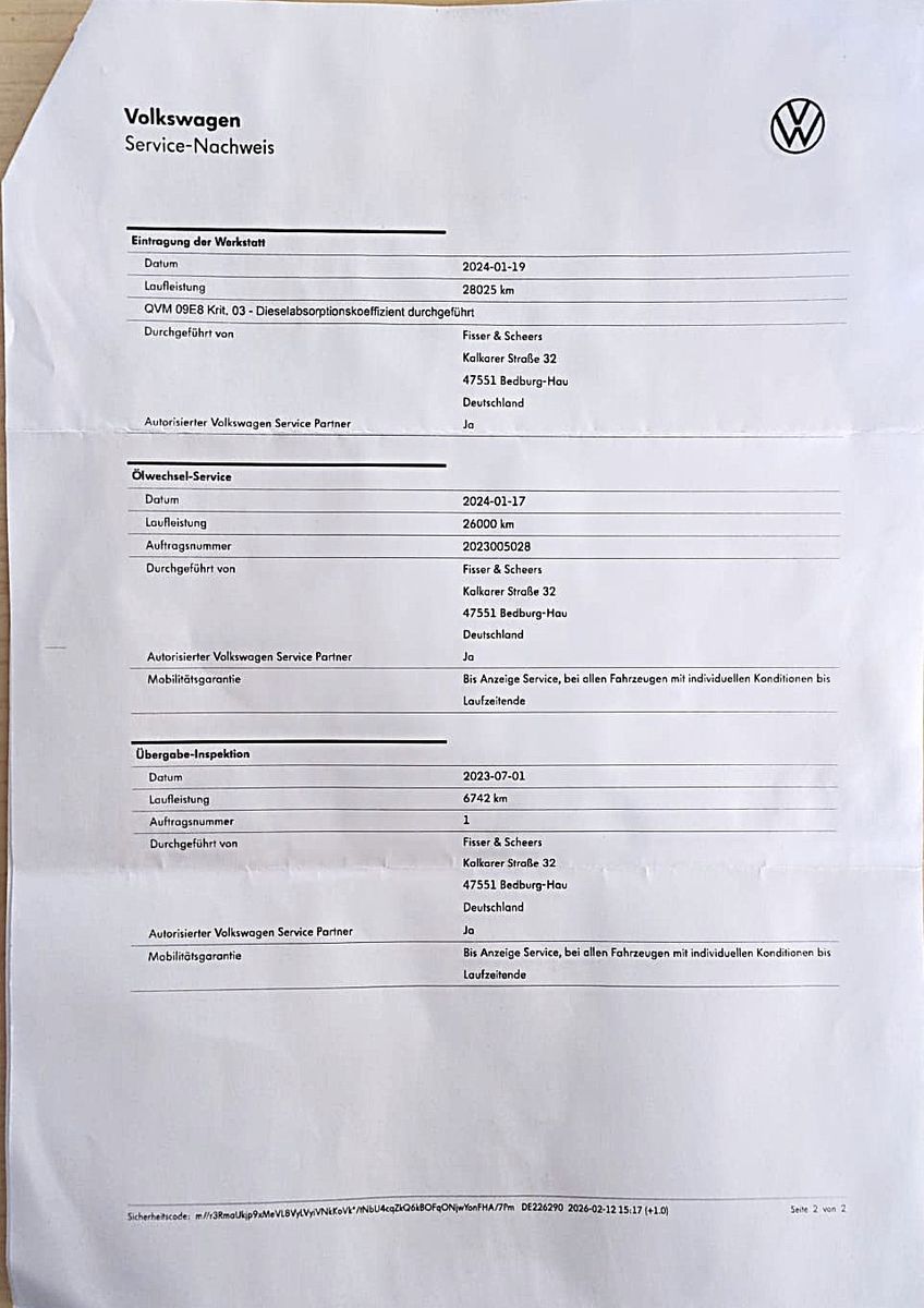 Fahrzeugabbildung Volkswagen T-Roc 2.0 TDI STYLE NAVI SHZ ACC LED CAM AHK