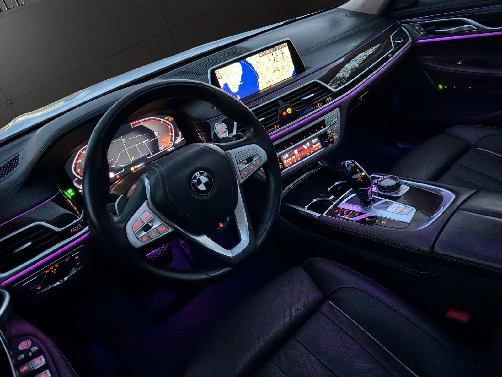 Fahrzeugabbildung BMW 750Li xDrive *LASER*360°*H&K*Masssage*Skylounge*