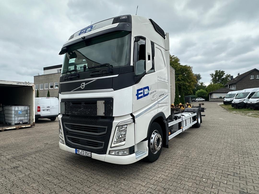 Volvo FH 500 Globetrotter  BDF Vermietung-Rental