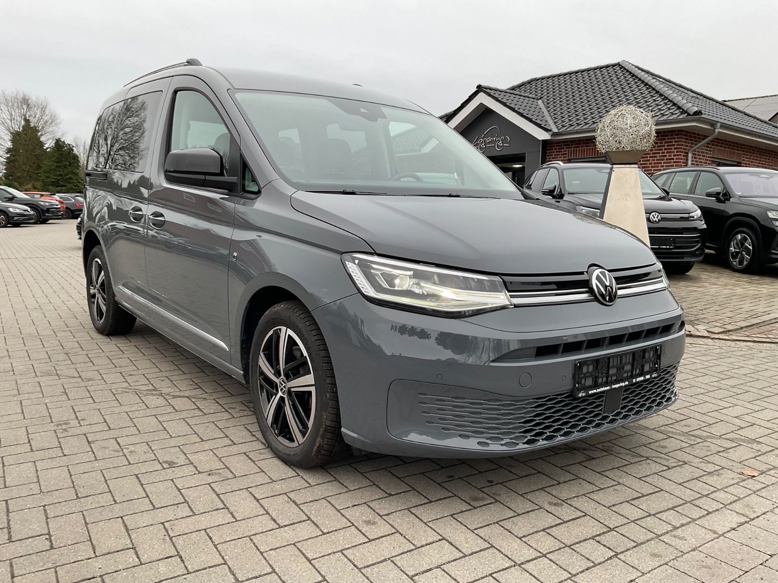Fahrzeugabbildung Volkswagen Caddy 2.0 TDI DSG,Auto,Style,Navi,ACC,LED