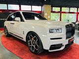 Rolls-Royce Cullinan 4-SI CRBON TV BESPO BLACK-BADGE STAR KÜ - gebrauchte Rolls-Royce Cullinan aus dem Jahr 2024