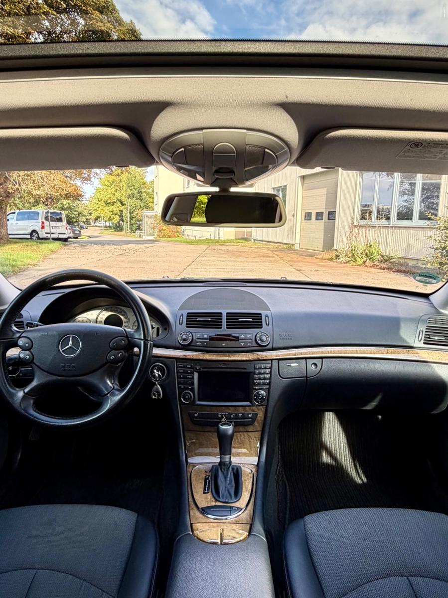 Mercedes-Benz E220 2008 — photo 5