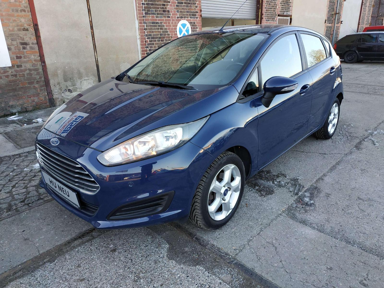 Ford Fiesta 1.0/ TÜV NEU/1.Hand/Klima/PDC/ALU/ Winter