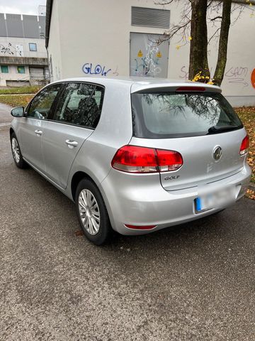 Volkswagen VW Gilf 6 TÜV 09/25  Navigation  144000 Km