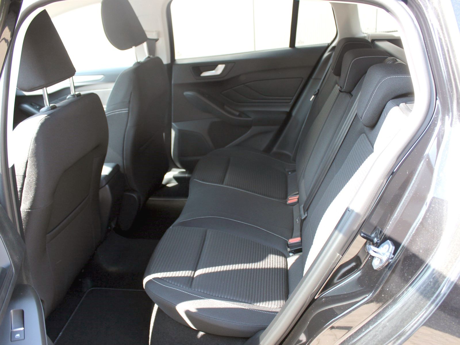 Fahrzeugabbildung Ford Focus Titanium X 1,5 EcoBlue