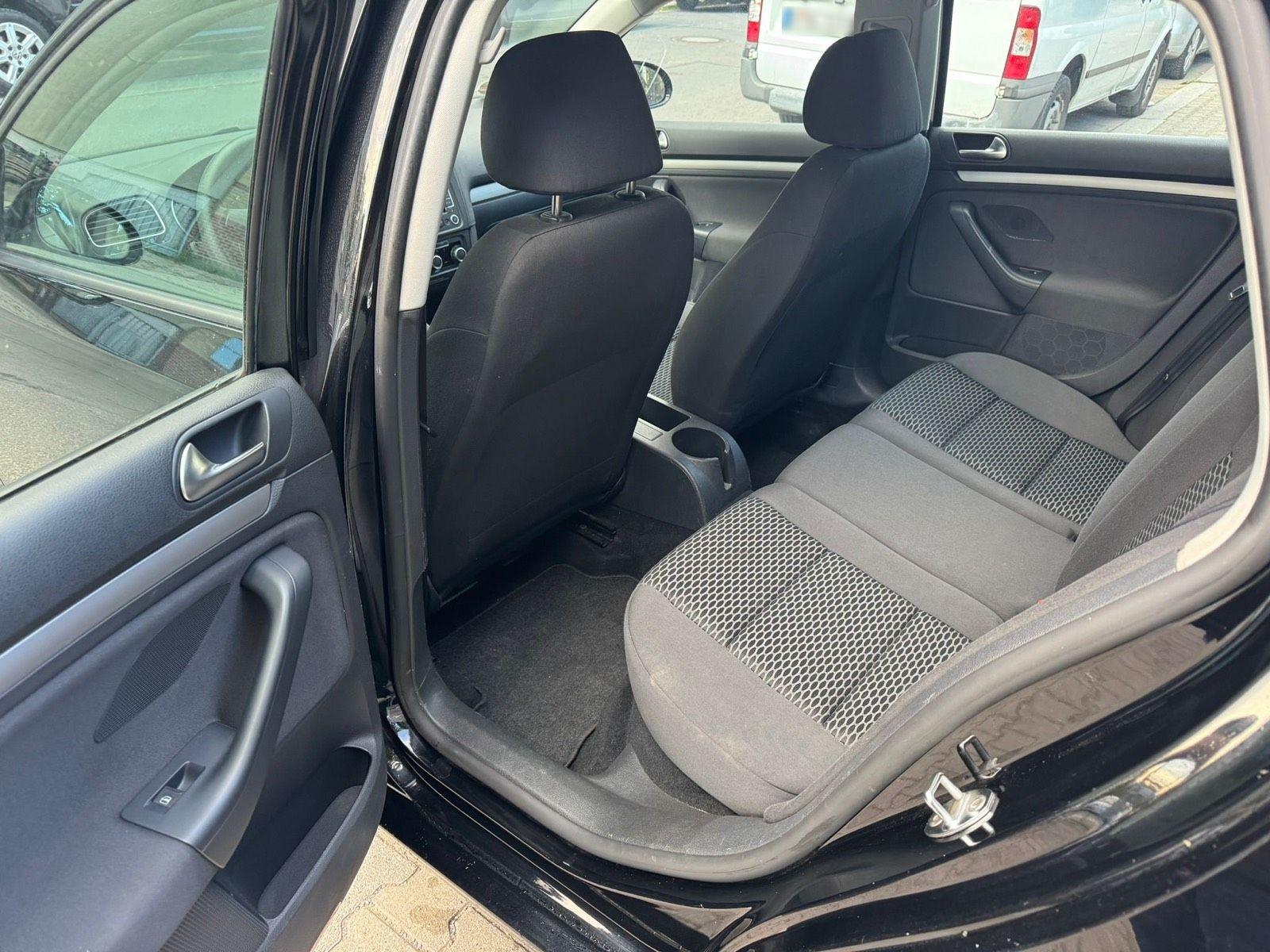 Volkswagen Golf 2010 — photo 6