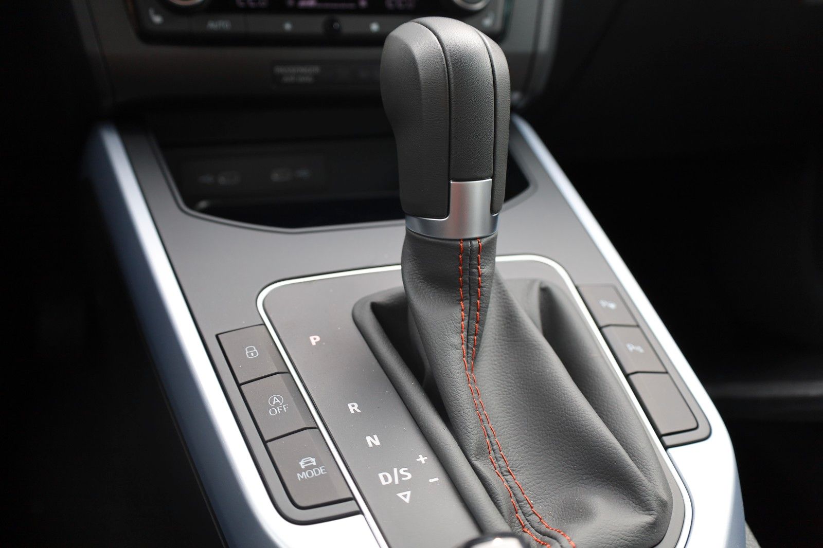 Fahrzeugabbildung SEAT Arona FR 1.0 TSI DSG *Mirror Link*Voll-LED*AHZV
