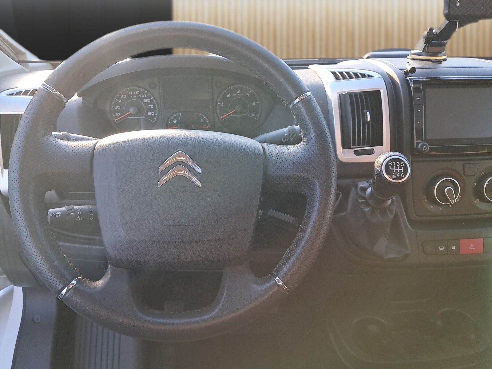 Fahrzeugabbildung Bürstner Nexxo Time T 660 Edition 30 SAT,Navi,TV,Markise