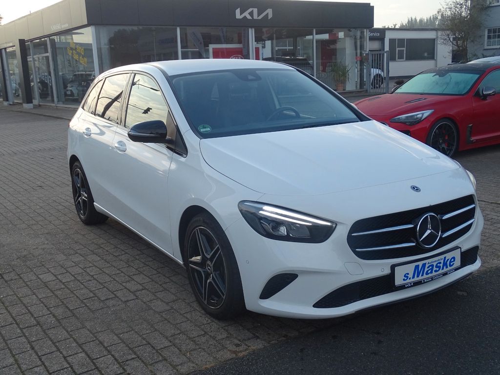 Image of Mercedes-Benz B 200