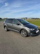 Volkswagen Touran 2.0 TDI SCR DSG SOUND BMT SOUND - Volkswagen Touran SOUND mit Diesel-Antrieb