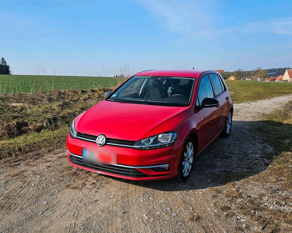 Image of Volkswagen Golf