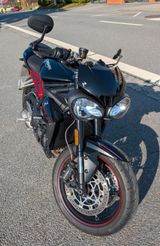 Triumph Triple Street R LRH low