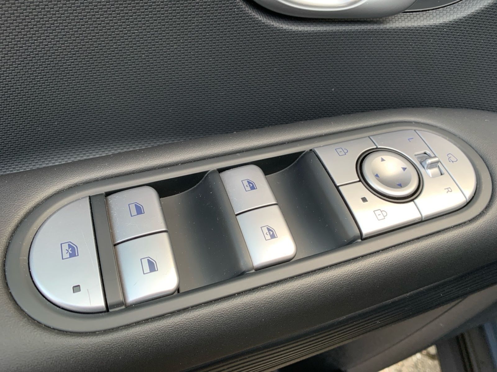 Fahrzeugabbildung Hyundai IONIQ 5 Elektro 72,6 kWh Navi AHK LED 1Hd