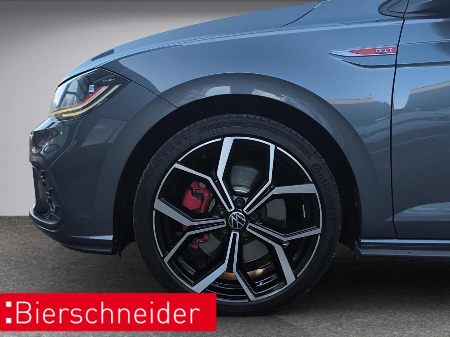 Volkswagen Polo GTI 2.0 TSI DSG NAVI LED 18Z PDC SHZ