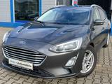 Ford Focus Turnier Cool & Connect*NAV*PDC*KLIMAAU*SHZ