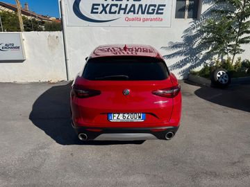 Alfa-Romeo Stelvio - 6