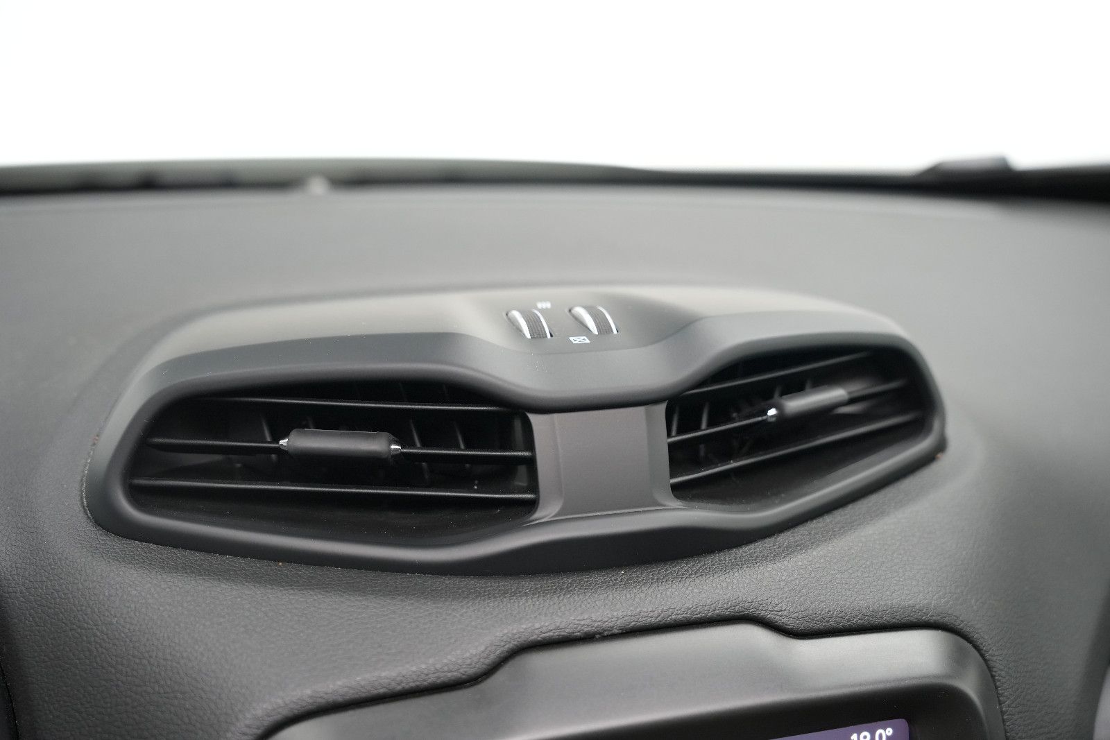 Fahrzeugabbildung Jeep Renegade S Plug-In-Hybrid 4xe *Panorama*Navi*SHZ