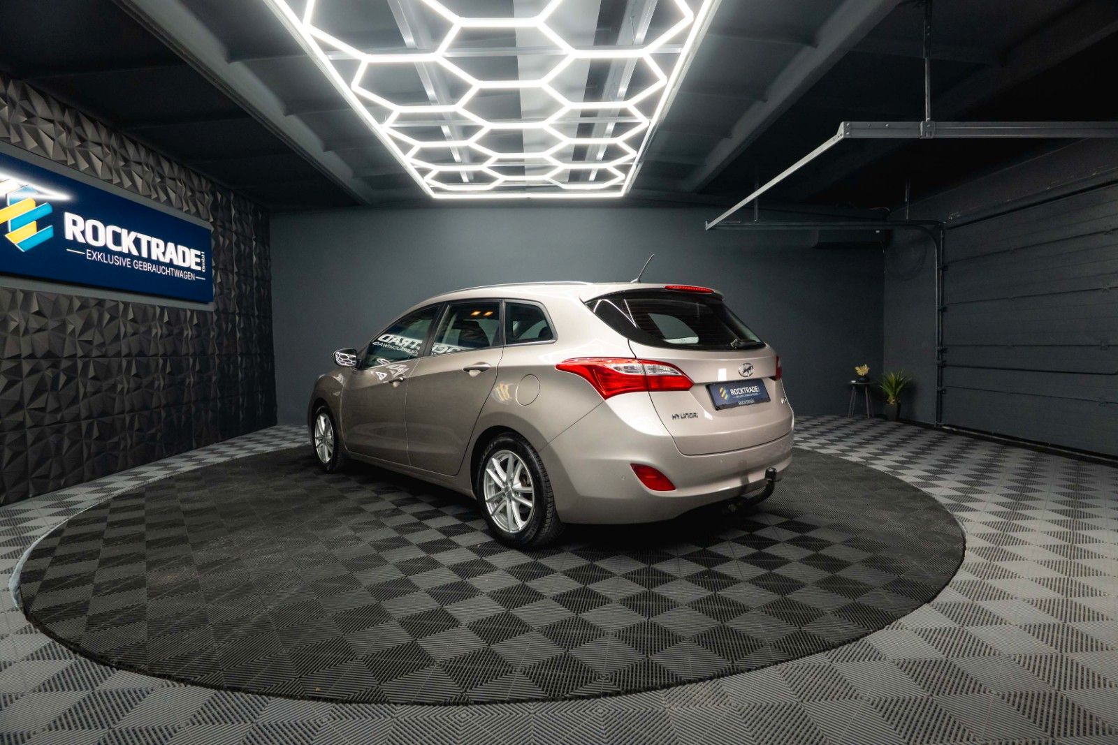 Fahrzeugabbildung Hyundai i30 cw blue Trend | 1.Hand | LED | AHK | LHZ