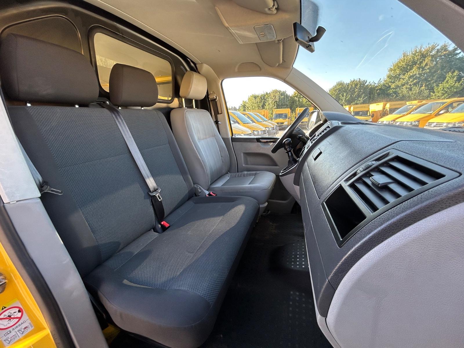 VOLKSWAGEN T5 TRANSPORTER -  84ch - ENTRETIEN VW