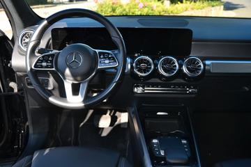 2022 Mercedes-BENZ EQB thumbnail 17